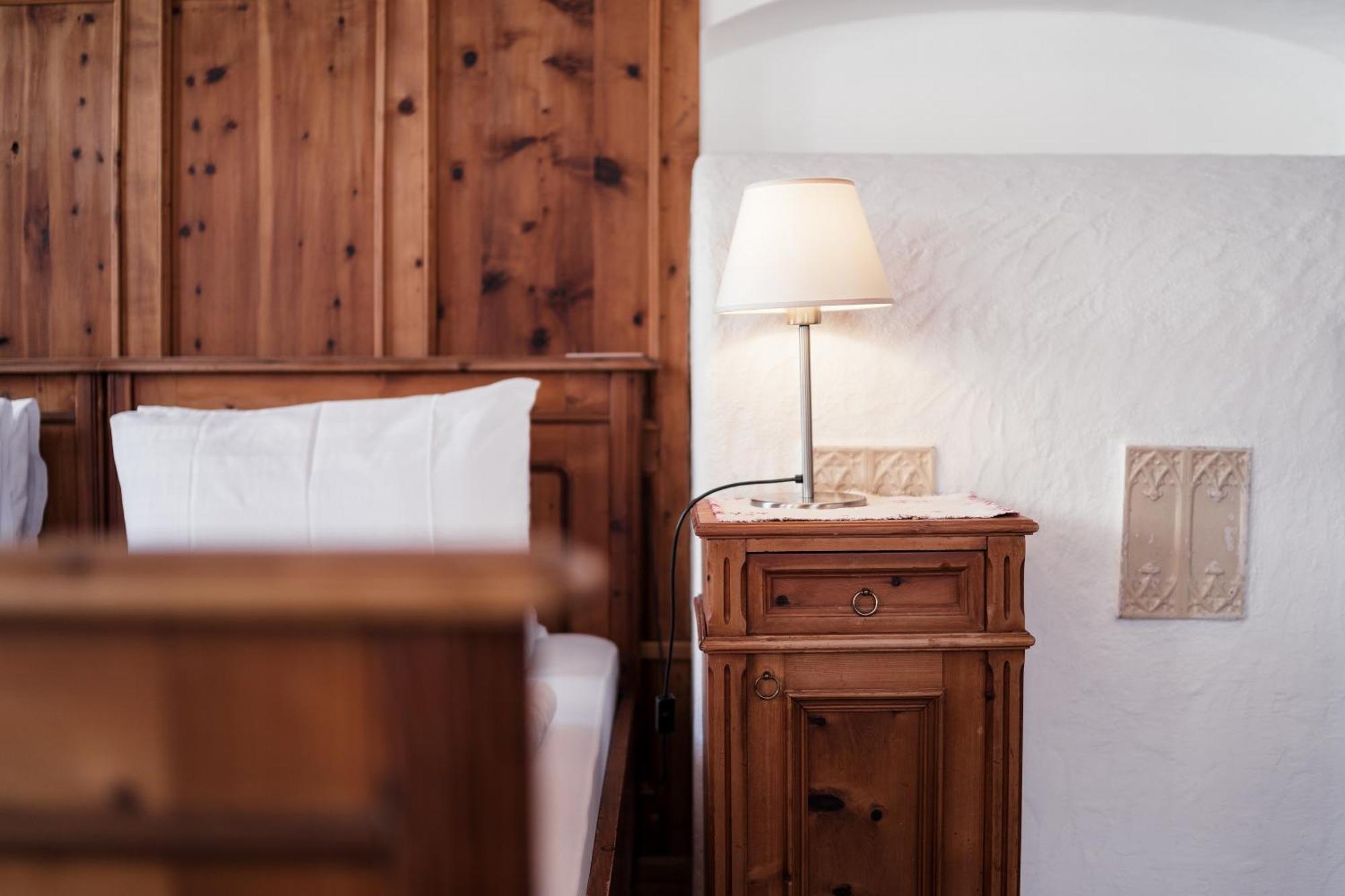 Sexten Hotel Dolomitenhof & Chalet Alte Post מראה חיצוני תמונה