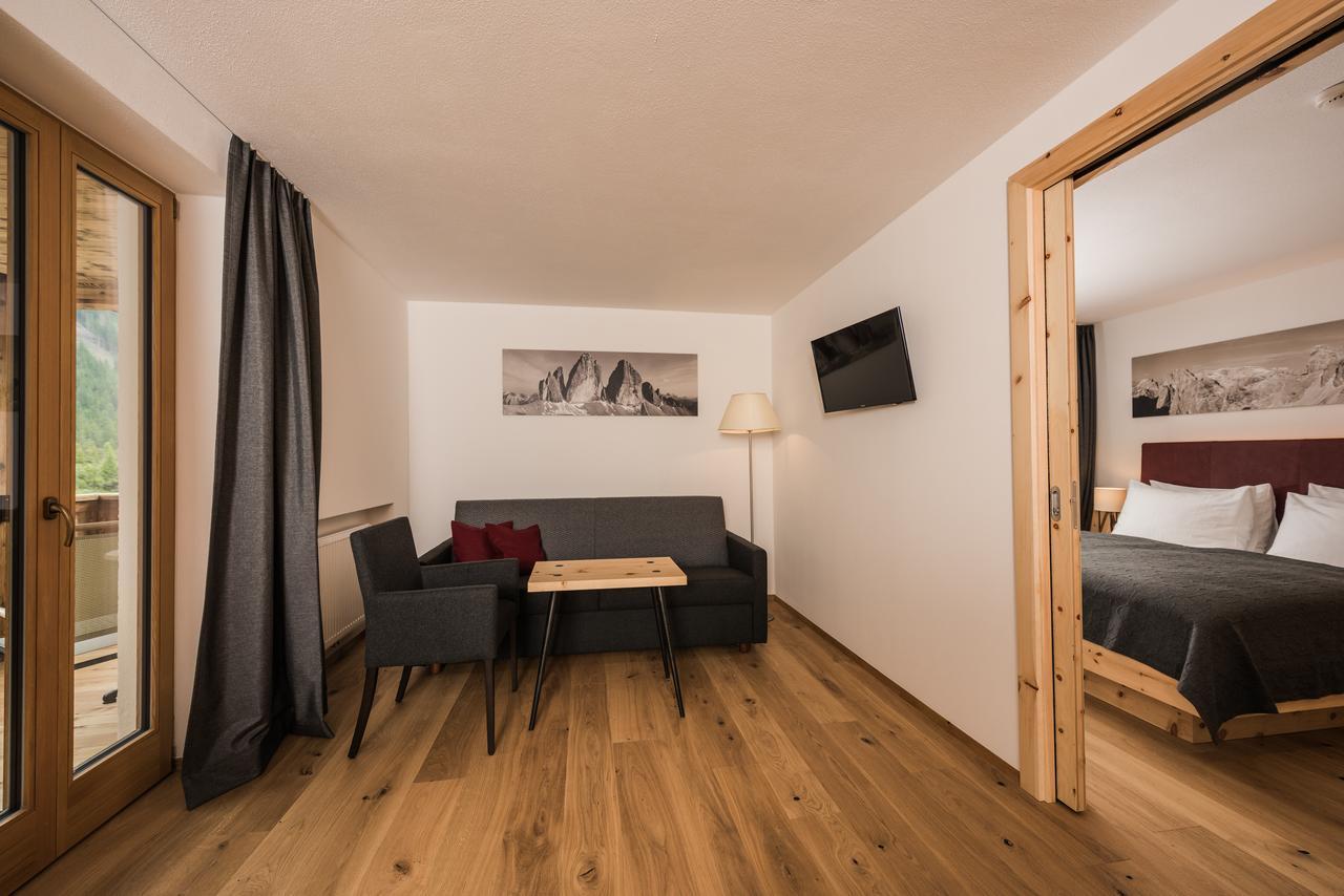 Sexten Hotel Dolomitenhof & Chalet Alte Post מראה חיצוני תמונה